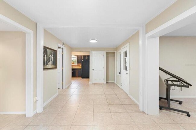 Foto del edificio - 823 N Arlington Ave