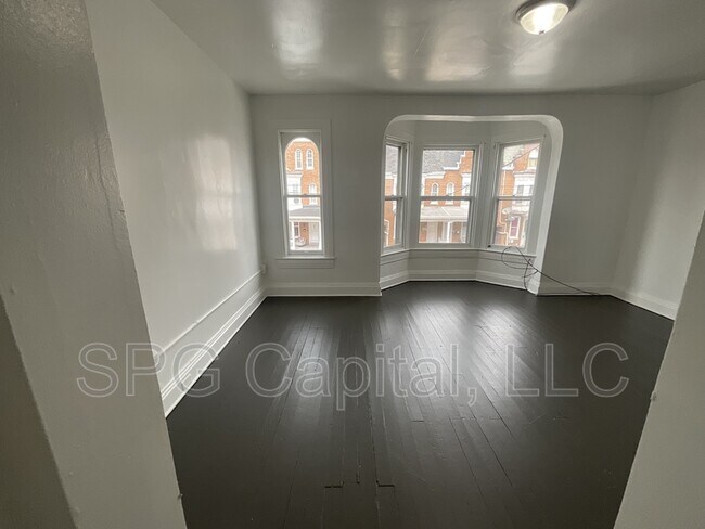 Foto del edificio - 662 W King St