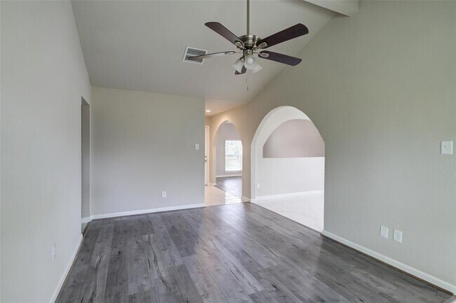 Building Photo - 5023 Raven Ridge Dr