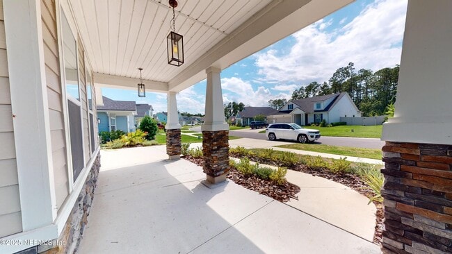 Building Photo - 257 Windermere Way