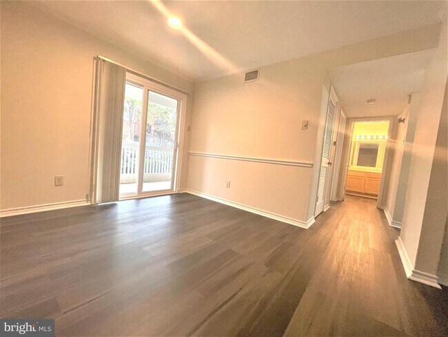 Foto del edificio - 1505 Lincoln Way
