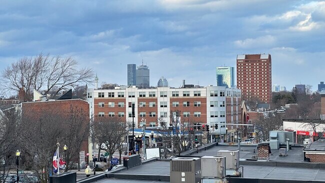 Building Photo - 3110 Washington St