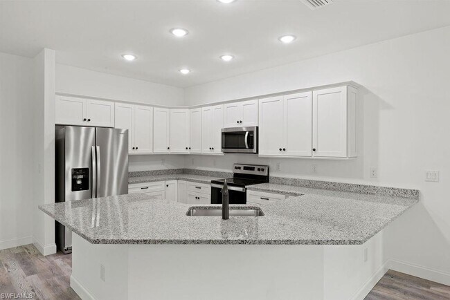 Building Photo - 7871 23rd Pl
