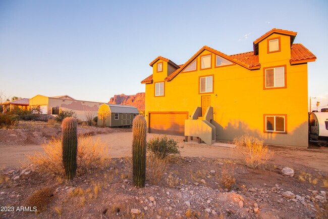 Foto del edificio - 27 N Muleshoe Rd