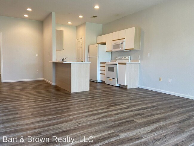 Foto del edificio - 2 br, 2 bath House - 835 Fairview Dr K-3