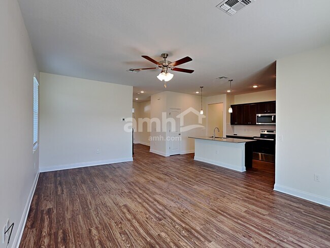 Foto del edificio - 1026 Summer Stone Lp