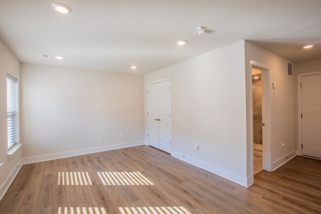 Foto del edificio - Gorgeous 3 BR/3.5 BA Townhome in Glen Burnie!