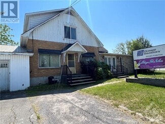 Building Photo - 665 St Isidore Rd