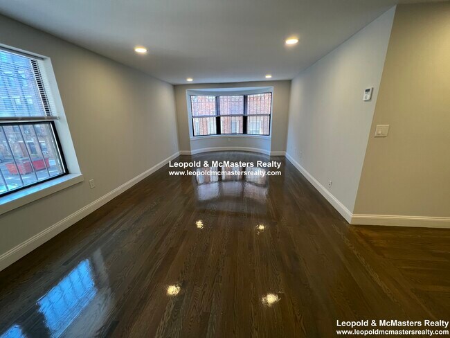 Foto del edificio - 126 Jersey St