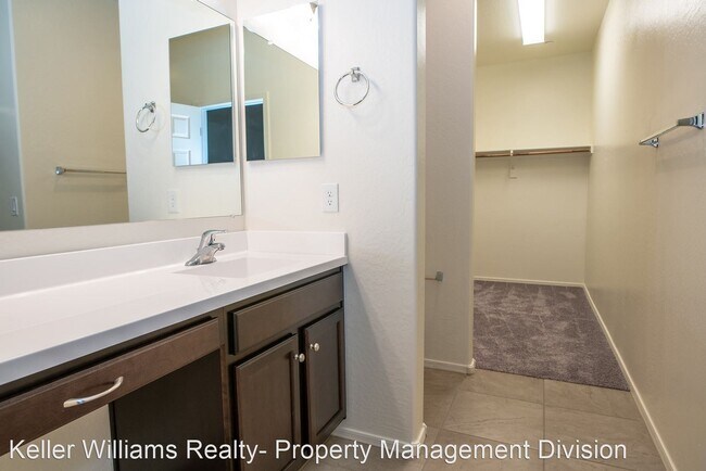 Foto del edificio - 4 br, 2 bath House - 21248 W Palm LN