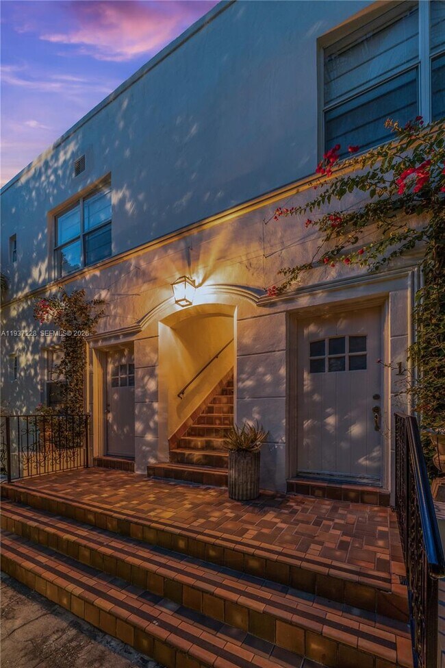 Foto del edificio - 726 Meridian Ave