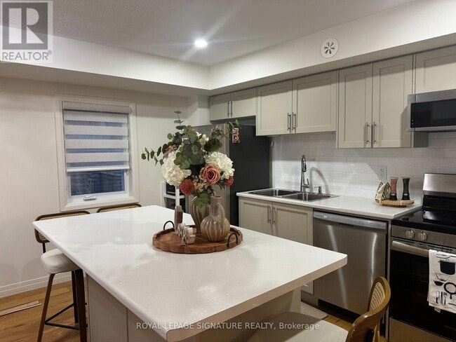 Building Photo - 10A Lookout Dr