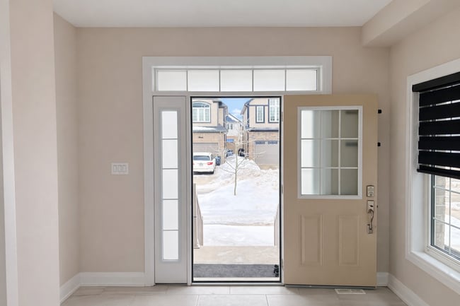 Building Photo - 325 Sedgewood St