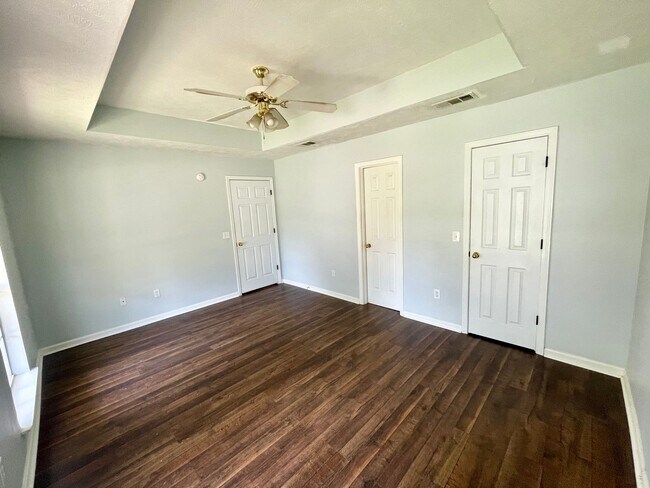 Foto del edificio - 3/2 For Rent in Brandon 047!
