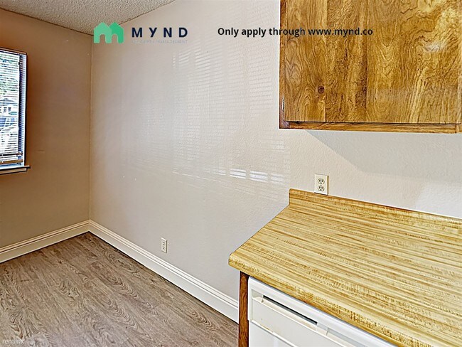 Building Photo - 3259 Marshall Way