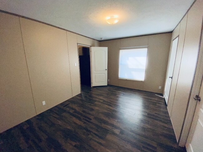 Foto del edificio - 225 W Fambrough St