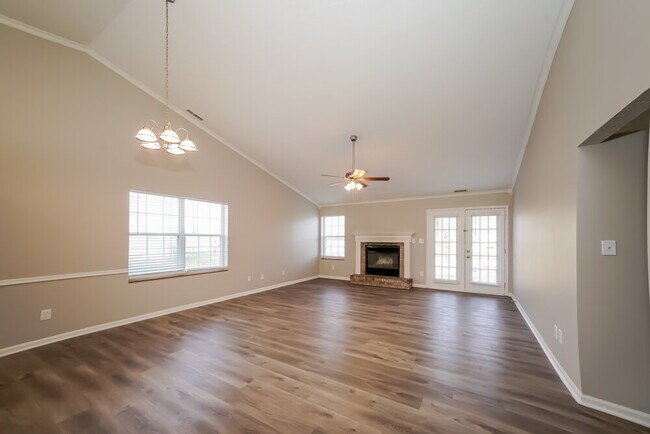 Foto del edificio - 7351 Camberwood Dr