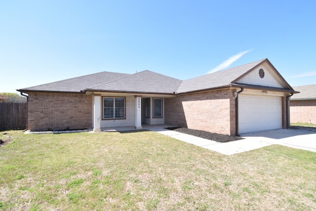 Building Photo - 3403 Granite Dr