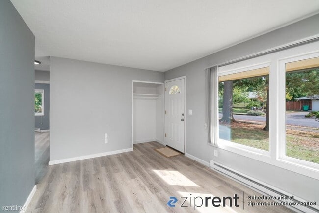 Building Photo - 3 br, 2 bath House - 12917 Northeast Holla...