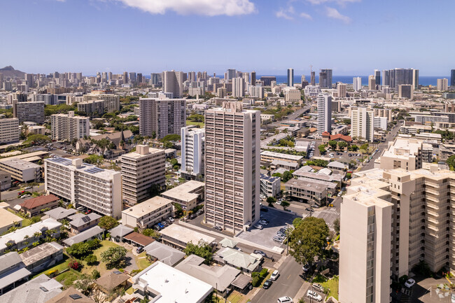 Aerial Photo - Makiki Royal