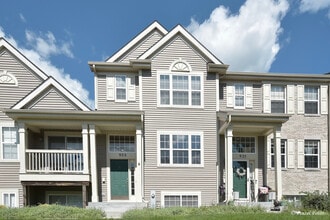Building Photo - 923 Emerald Dr