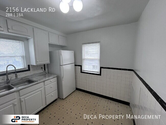 Foto del edificio - 2156 Lackland Rd