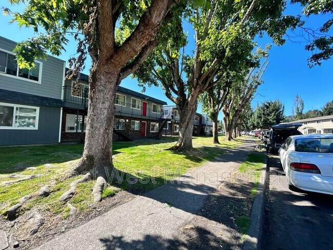 Foto del edificio - 1942 Dorothy Ave