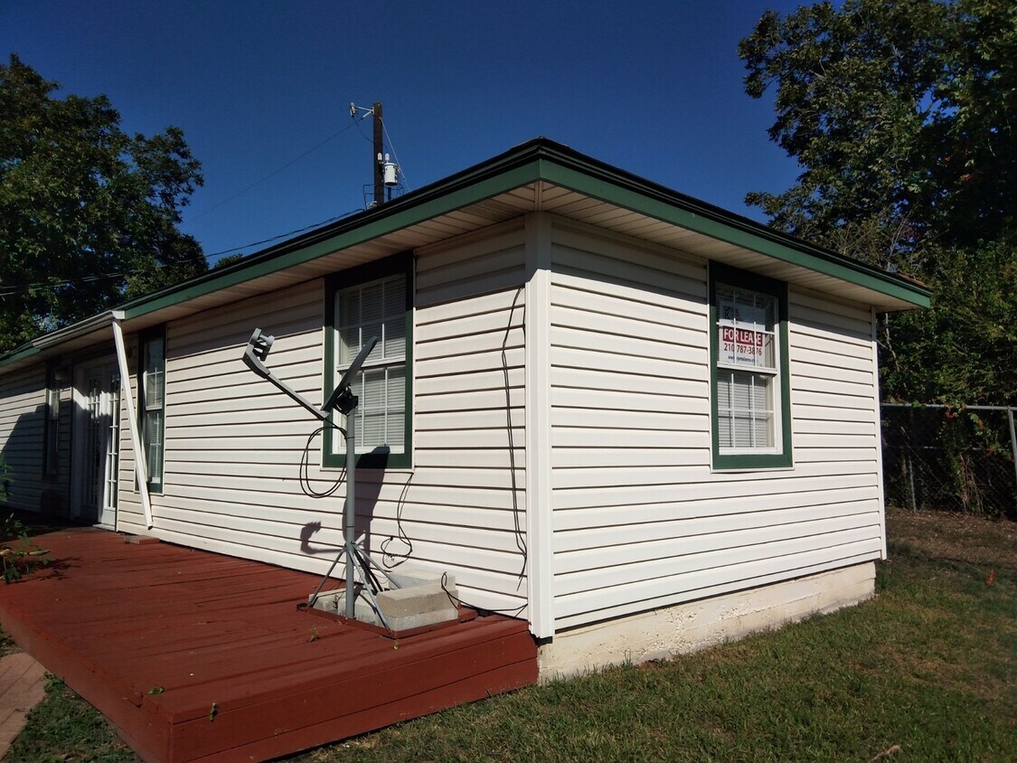 Primary Photo - 4631 Argonne Dr