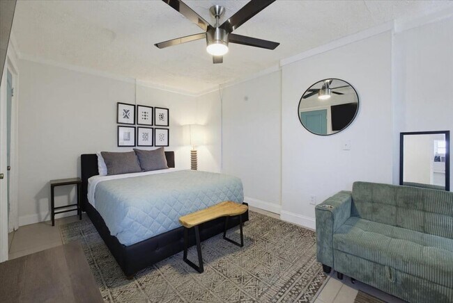 Foto del edificio - 235 Walnut St NW