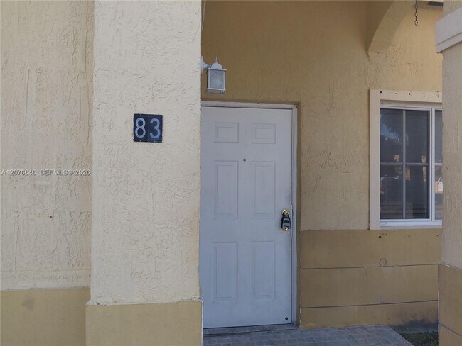 Foto del edificio - 83 NE 13th Ave