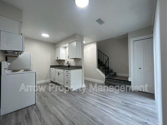 Foto del edificio - 1230 S Jackson St