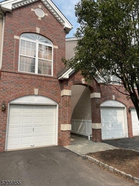 Foto principal - 191 Riverwalk Way