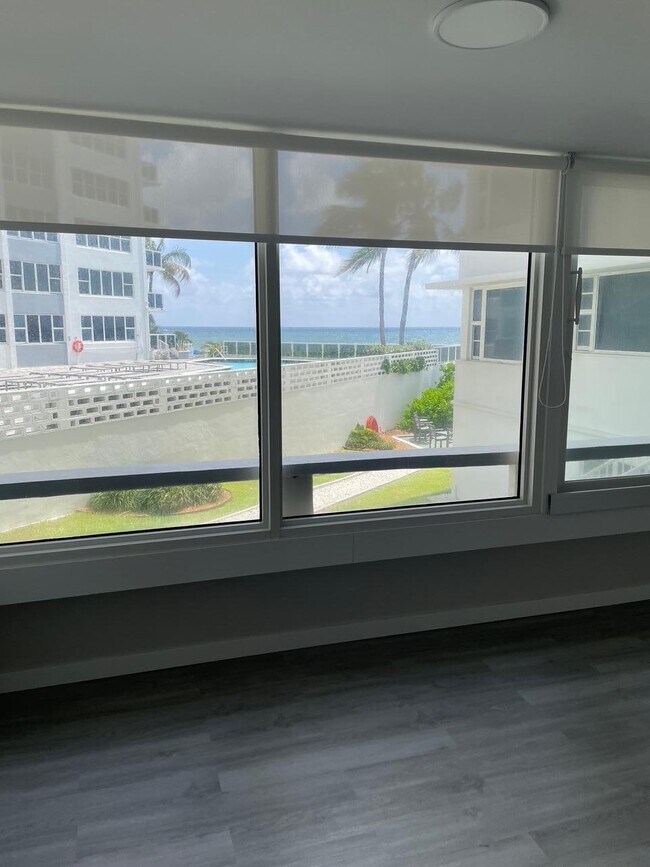 Foto del edificio - 3600 Galt Ocean Dr