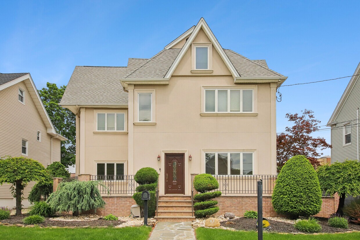 Foto principal - 47 New Lawn Ave