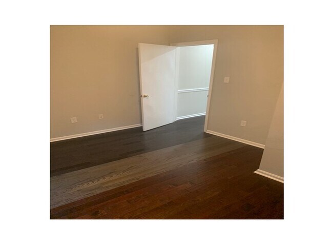 Building Photo - 4225 Haverford Ave