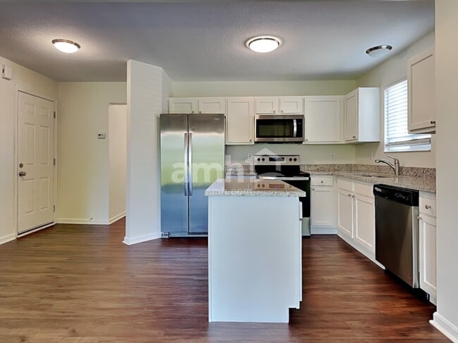 Foto del edificio - 10718 Anna Ln