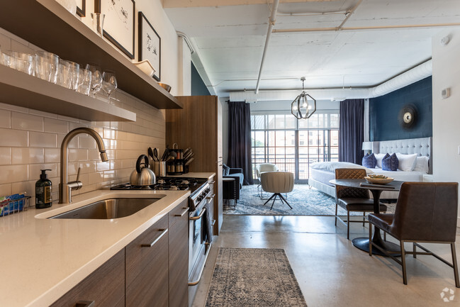 Estudio - 575 ft² - FLATS at Ponce City Market