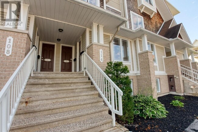 Building Photo - 114 Brentmore Private
