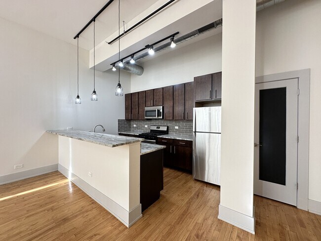 Foto del edificio - 1432 W 21st St