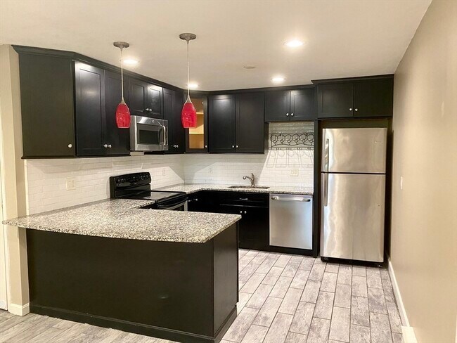 Foto del edificio - 12 Walker Rd