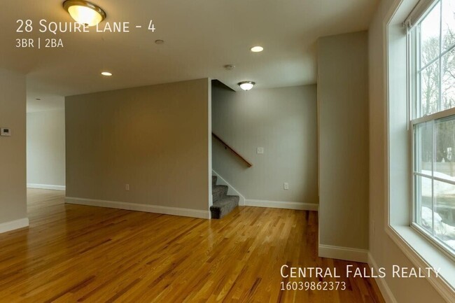Foto del edificio - 28 Squire Ln