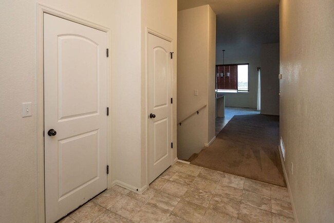 Building Photo - 3572 Lissa Dr
