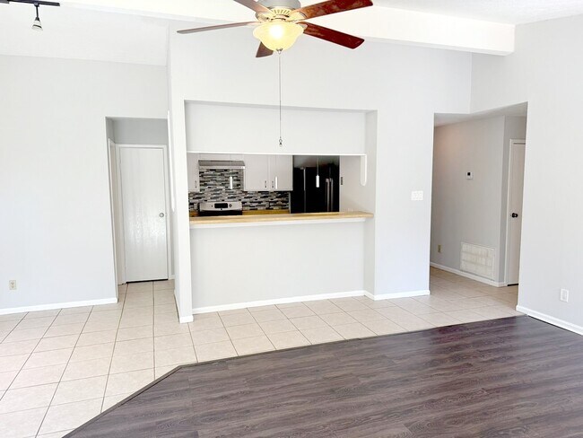Foto del edificio - 28 Rockfern Ct