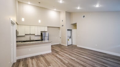 Building Photo - Haven at Briargrove