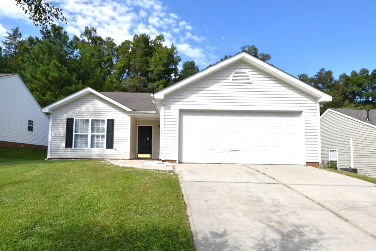 Primary Photo - 847 Anchor Way NE