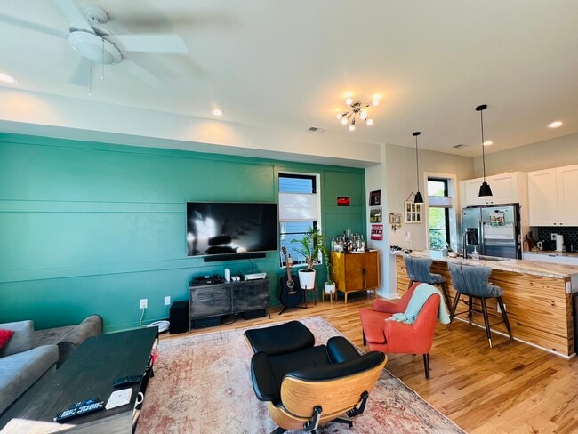 Foto del edificio - 75 Aiken St