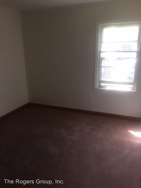 Building Photo - 3 br, 1 bath House - 819 Arrow St.