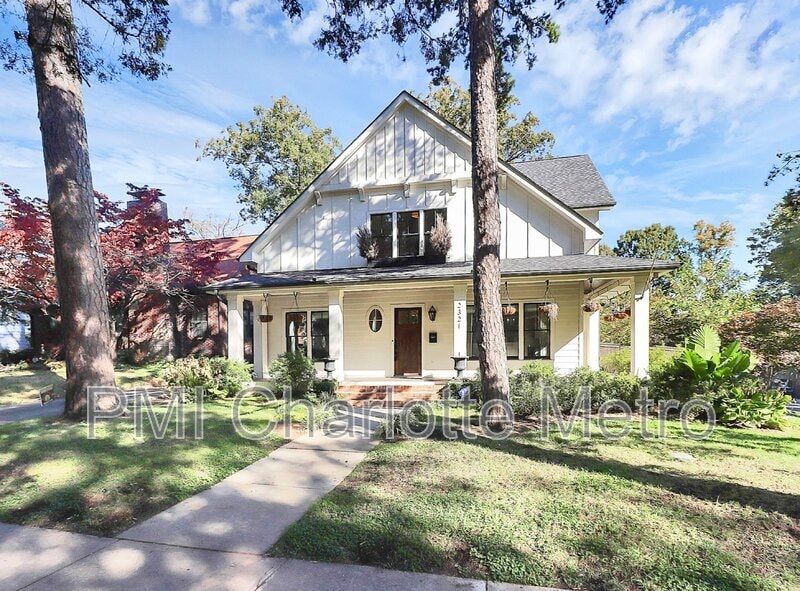 Primary Photo - 2321 Belvedere Ave
