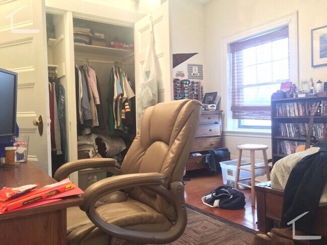 Foto del edificio - Promo:  Get $1,000 at closing!   SEE YT VI...