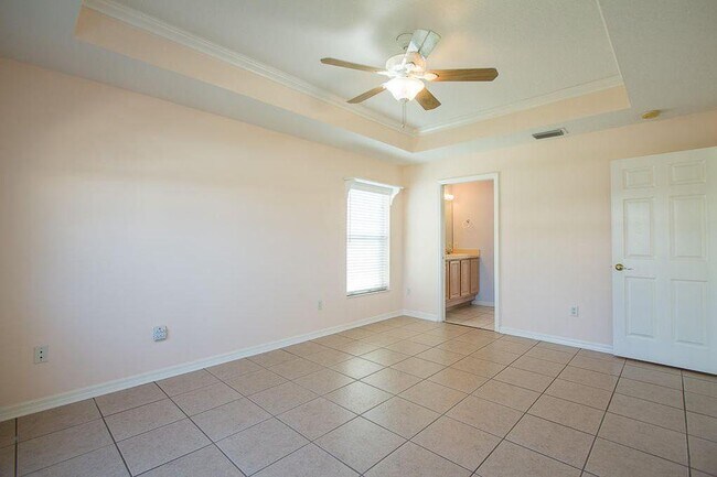 Building Photo - 1321 Carlton Ct